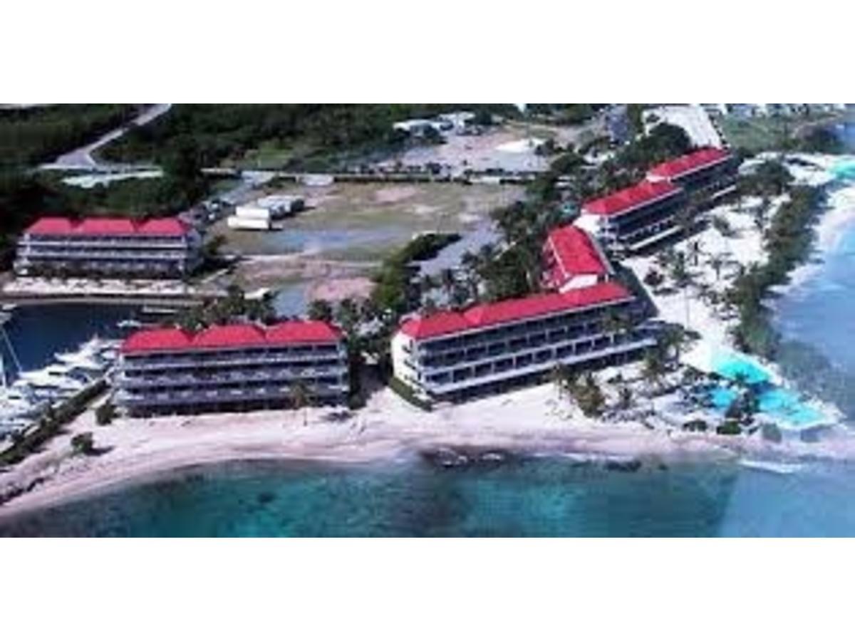 Luxury Beachfront - One Step To Sapphire Beach East End  Exterior foto